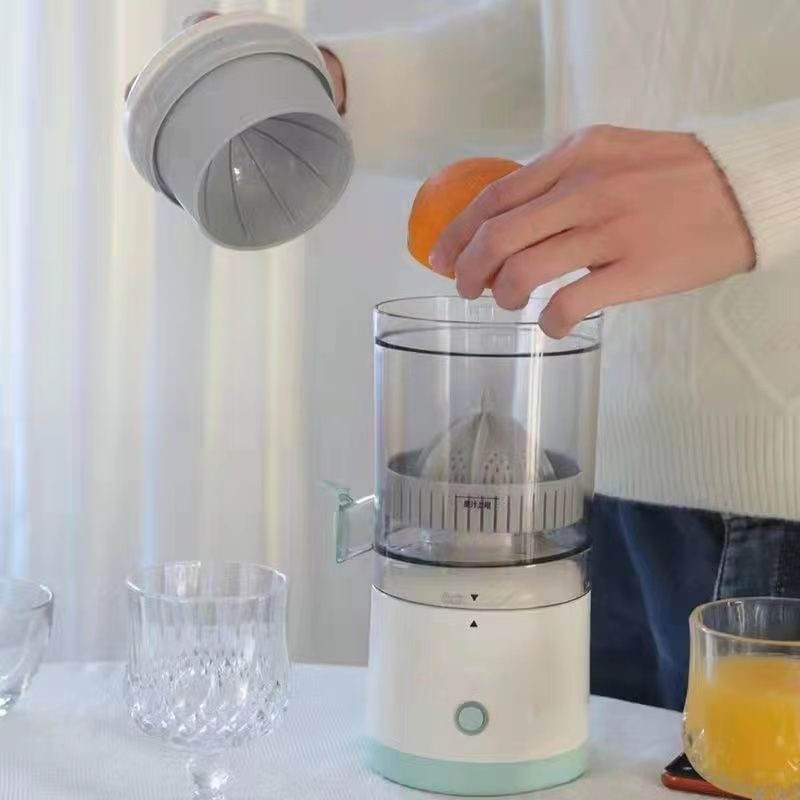 Multi-function household small portable automatic juice machine - Passion Present 